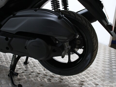 Yamaha Nmax 125 GPD125-A ABS 25