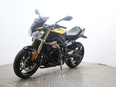Triumph Street Triple STREET TRIPLE ABS - GOLD SPECIAL EDITION 6