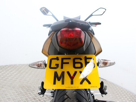 Triumph Street Triple STREET TRIPLE ABS - GOLD SPECIAL EDITION 15