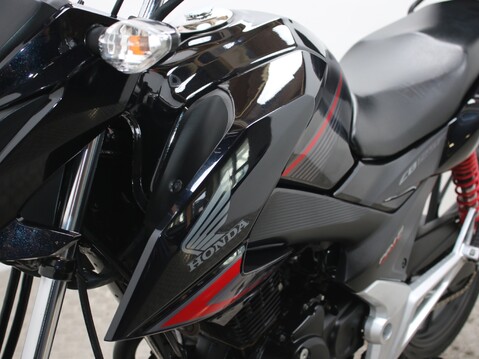 Honda CB CB125F 18