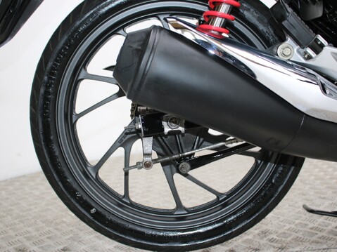 Honda CB CB125F 27