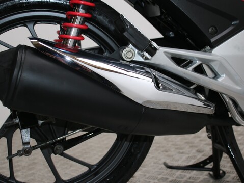 Honda CB CB125F 28