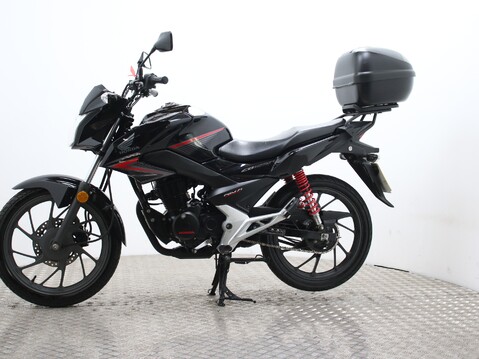 Honda CB CB125F 8
