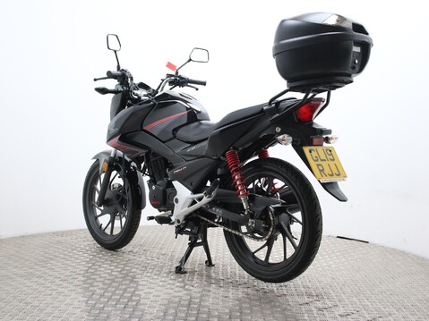 Honda CB CB125F 9