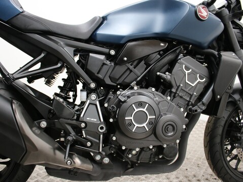 Honda CB CB1000R 18