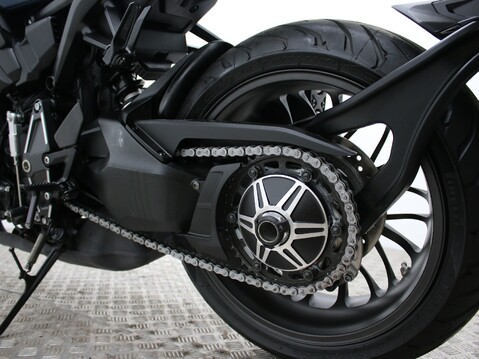 Honda CB CB1000R 24