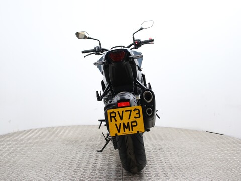 Honda CB CB1000R 12