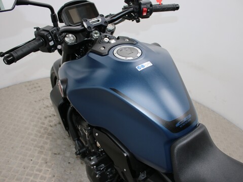 Honda CB CB1000R 15