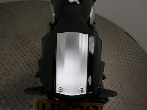 Honda CB1000R CB1000R 28