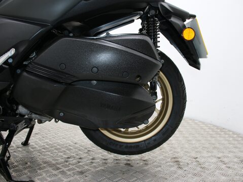 Yamaha Xmax X-MAX TECH MAX 300 CZD300-A SP 32