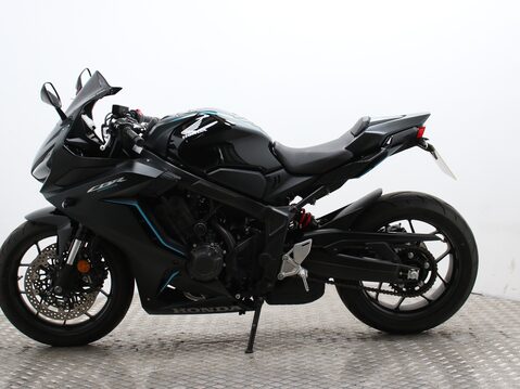 Honda CBR650R CBR 8