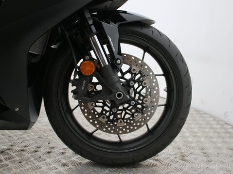 Honda CBR650R CBR 15