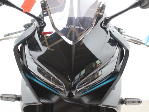 Honda CBR650R CBR 22
