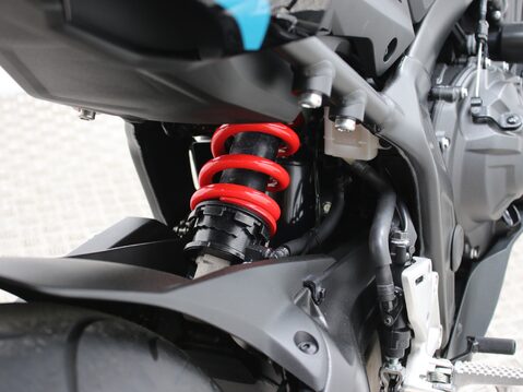 Honda CBR650R CBR 24