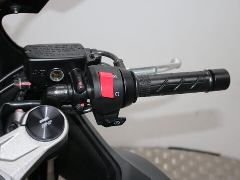 Honda CBR650R CBR 28