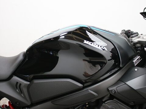 Honda CBR650R CBR 31