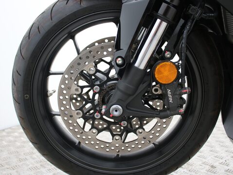 Honda CBR650R CBR 37