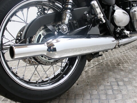 Triumph Bonneville BONNEVILLE T120 23
