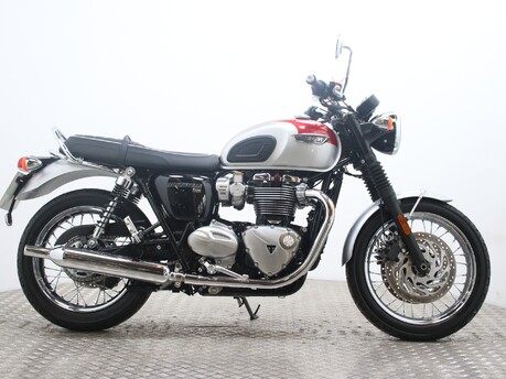 Triumph Bonneville BONNEVILLE T120