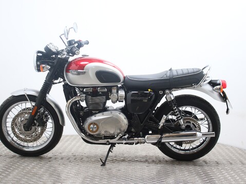 Triumph Bonneville BONNEVILLE T120 8