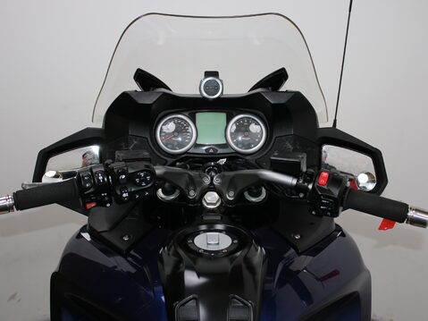 Triumph Trophy TROPHY SE 14