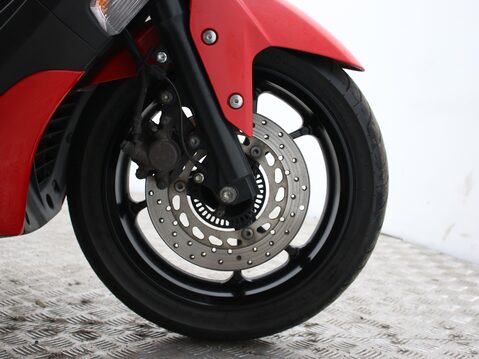 Yamaha Nmax 125 GPD125-A ABS 17