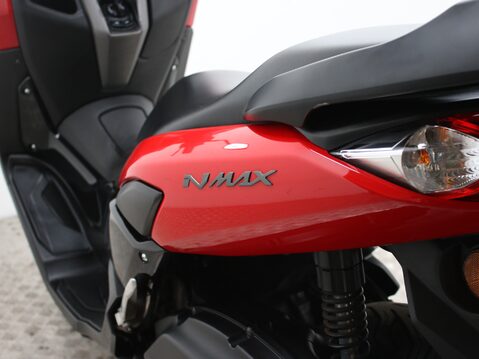 Yamaha Nmax 125 GPD125-A ABS 26