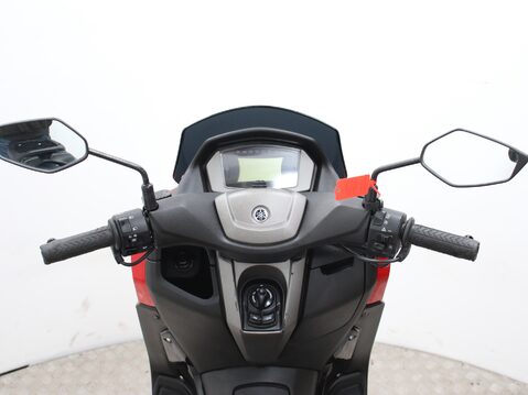 Yamaha Nmax 125 GPD125-A ABS 14
