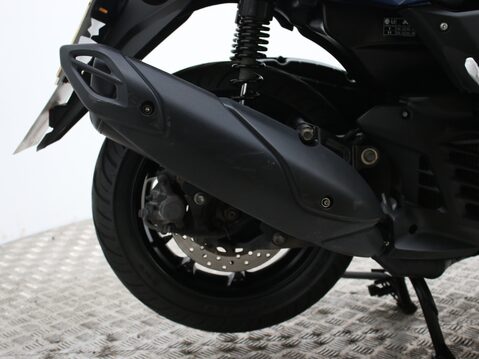 Yamaha Nmax 125 GPD125-A ABS 22