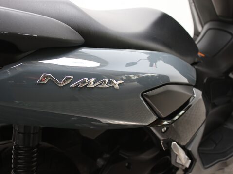 Yamaha Nmax 125 GPD125-A ABS 18