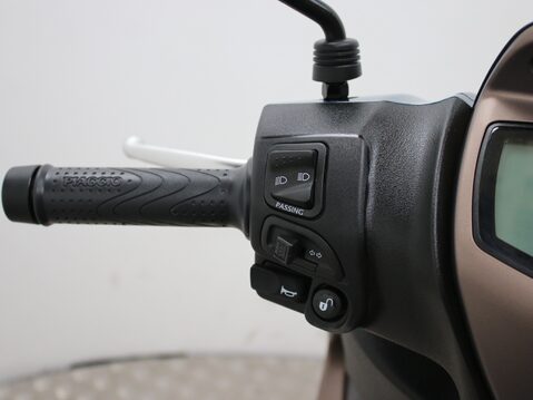 Piaggio Medley MEDLEY 125 I-GET STOP/START 23