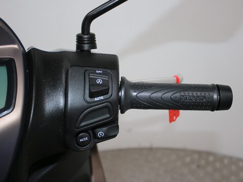 Piaggio Medley MEDLEY 125 I-GET STOP/START 15