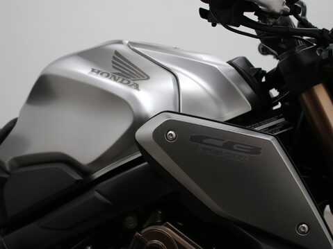 Honda CB650R CB 650 RA-K 18