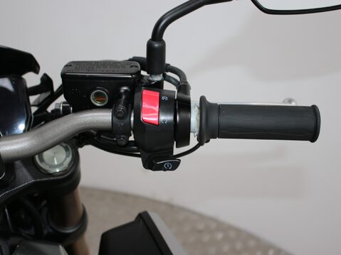 Honda CB650R CB 650 RA-K 17