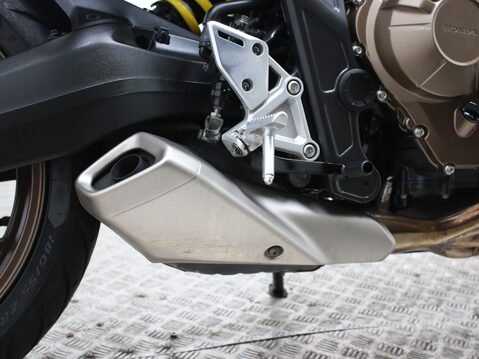 Honda CB650R CB 650 RA-K 22