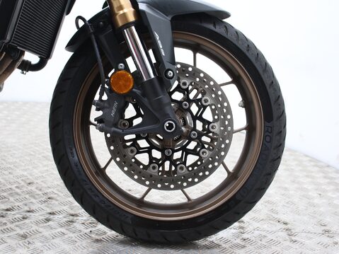 Honda CB650R CB 650 RA-K 15