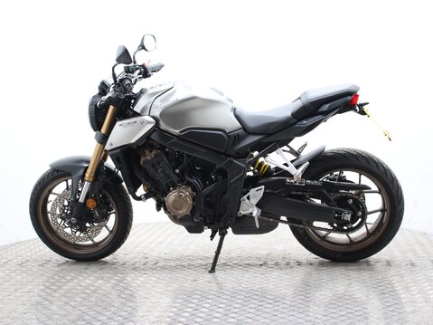 Honda CB650R CB 650 RA-K 8