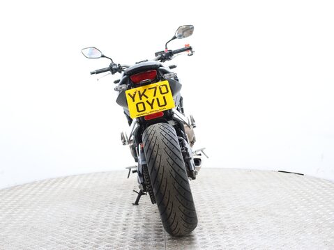 Honda CB650R CB 650 RA-K 11