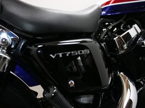 Honda VT750 VT 750 S-B 22