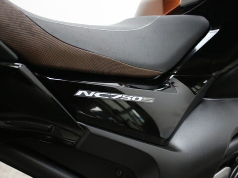 Honda NC750S NC 750 S A-J 22