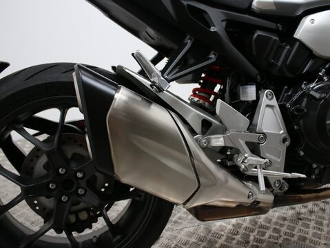 Honda CB1000R CB 1000 R PLUS 31