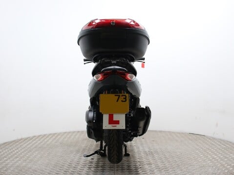 Yamaha Nmax 125 GPD125-A ABS 11