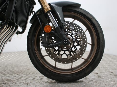 Honda CB650R NEO SPORTS CAFÉ CB 650 RA-N 30