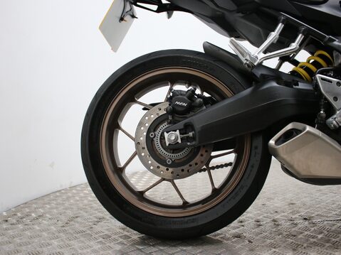 Honda CB650R NEO SPORTS CAFÉ CB 650 RA-N 36