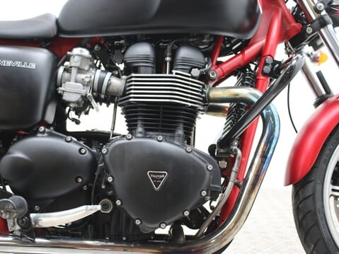 Triumph Bonneville 865 BONNEVILLE 865 SE 20