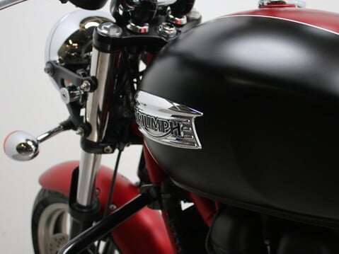 Triumph Bonneville 865 BONNEVILLE 865 SE 29
