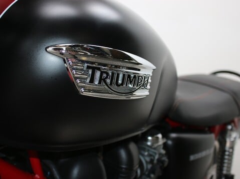 Triumph Bonneville 865 BONNEVILLE 865 SE 35