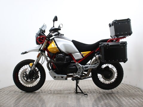 Moto Guzzi V85 V85 TT 8