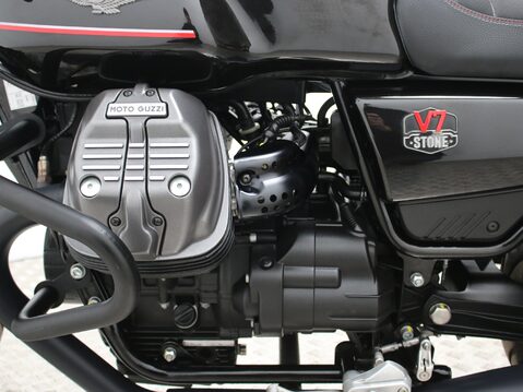 Moto Guzzi V7 V7 STONE SPECIAL EDITION 28