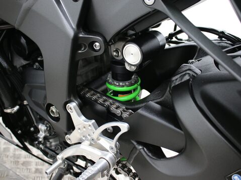 Kawasaki ZX-6R ZX 636 FFFA ABS 30TH ANNIVERSARY 39